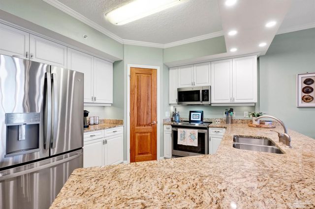 14900 River Rd 303, Pensacola, FL 32507