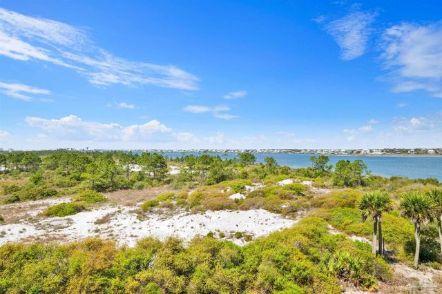14900 River Rd 303, Pensacola, FL 32507
