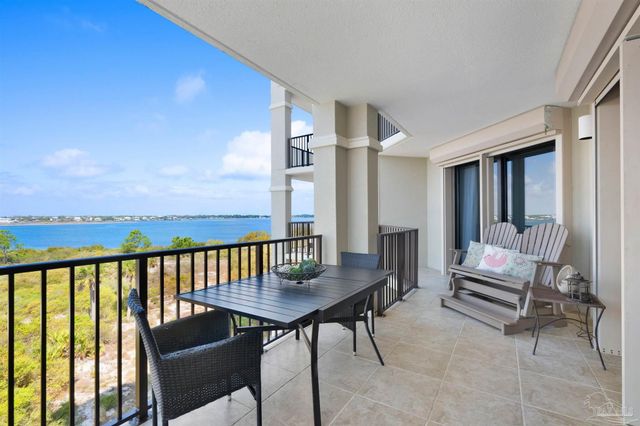 14900 River Rd 303, Pensacola, FL 32507