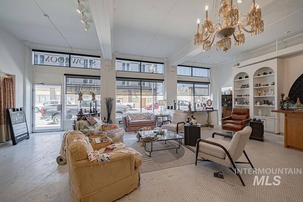 310 E Center St, Pocatello, ID 83201 photo 17