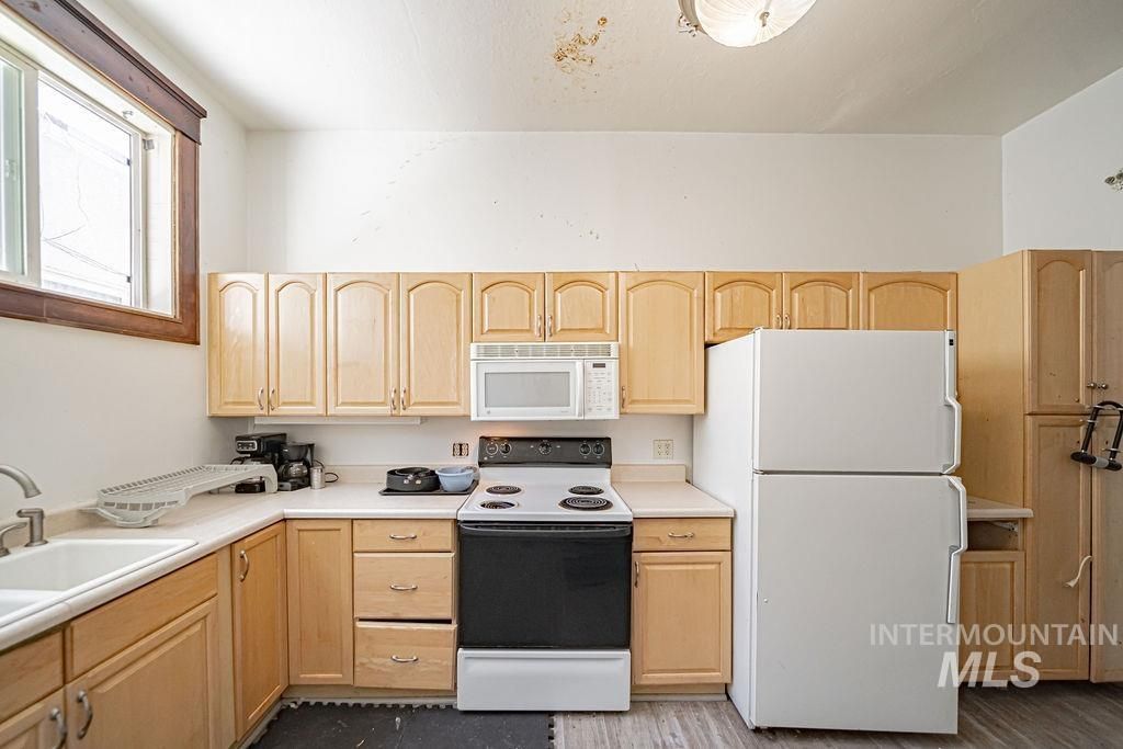 310 E Center St, Pocatello, ID 83201 photo 38