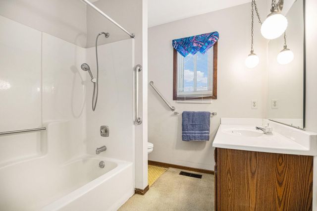 5054 Cedar Court, City Of Hudsonville, MI 49426