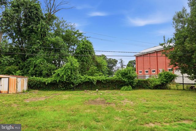 16 BENTLY LN, Willingboro, NJ 08046