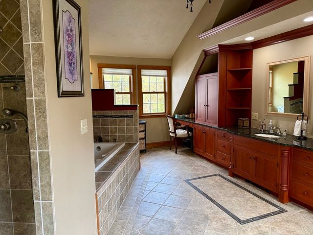 19 Copeland St, Marshfield, MA 02050