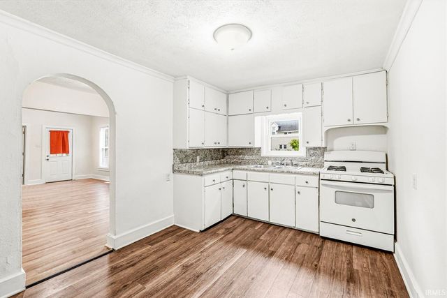 617 E Jefferson Street, Goshen, IN 46528