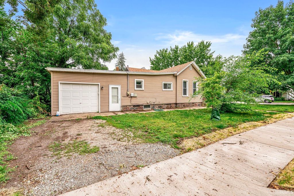 617 E Jefferson Street, Goshen, IN 46528