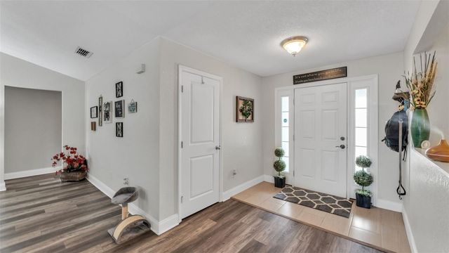 6929 BENTLY DRIVE, Lakeland, FL 33809