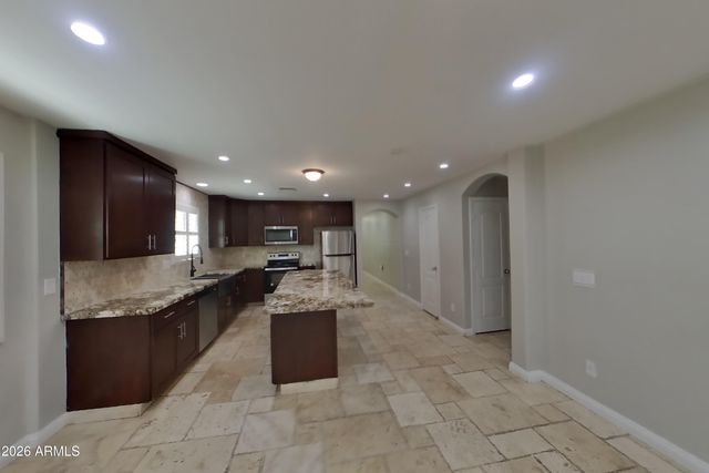 7115 N 72ND Drive, Glendale, AZ 85303