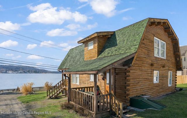 407 Lakeview Road, Craryville, NY 12521