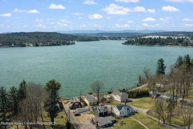 407 Lakeview Road, Craryville, NY 12521