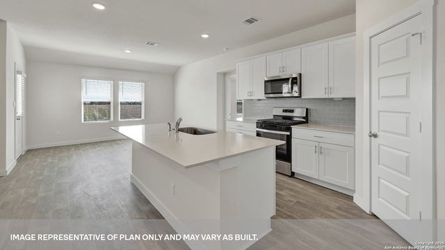 198 KOLBO CROSSING DRIVE, Lockhart, TX 78644