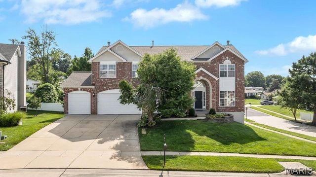 826 Summit Glen Court, Fenton, MO 63026