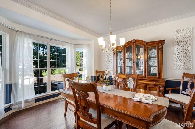 826 Summit Glen Court, Fenton, MO 63026