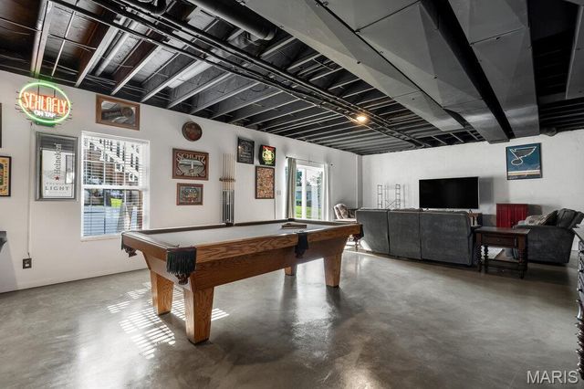 826 Summit Glen Court, Fenton, MO 63026