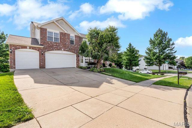 826 Summit Glen Court, Fenton, MO 63026
