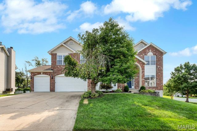 826 Summit Glen Court, Fenton, MO 63026