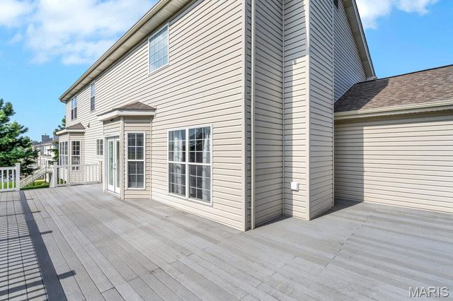 826 Summit Glen Court, Fenton, MO 63026