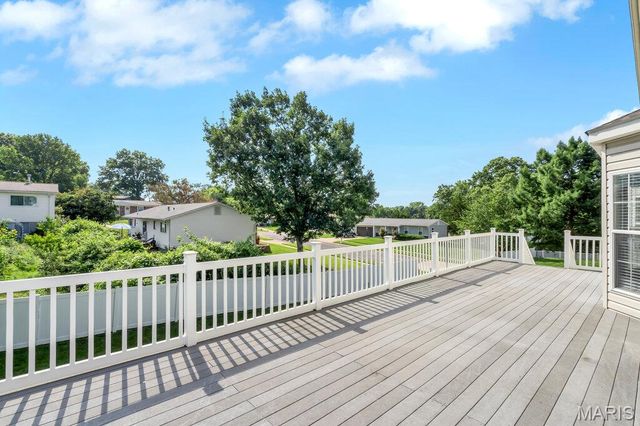 826 Summit Glen Court, Fenton, MO 63026