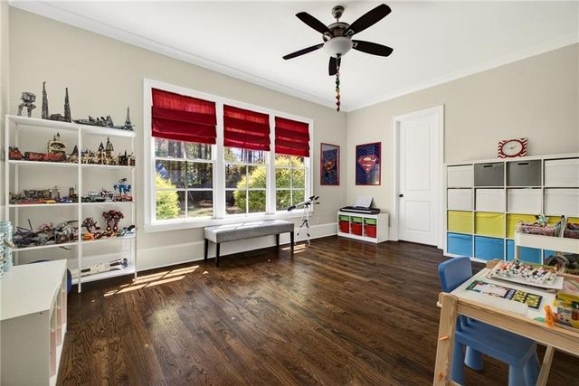 1116 Dawn View Lane NW, Atlanta, GA 30327