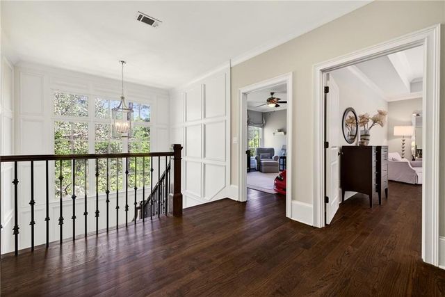 1116 Dawn View Lane NW, Atlanta, GA 30327