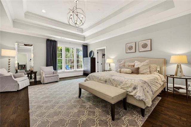 1116 Dawn View Lane NW, Atlanta, GA 30327