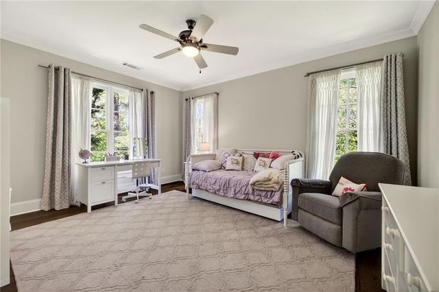 1116 Dawn View Lane NW, Atlanta, GA 30327