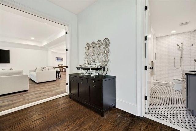 1116 Dawn View Lane NW, Atlanta, GA 30327