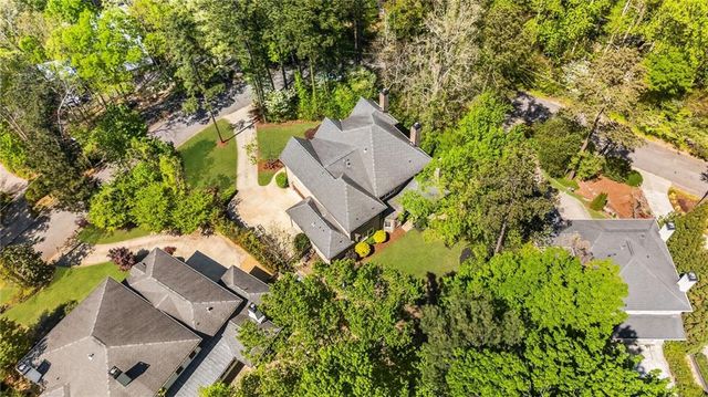 1116 Dawn View Lane NW, Atlanta, GA 30327