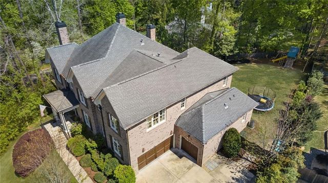 1116 Dawn View Lane NW, Atlanta, GA 30327
