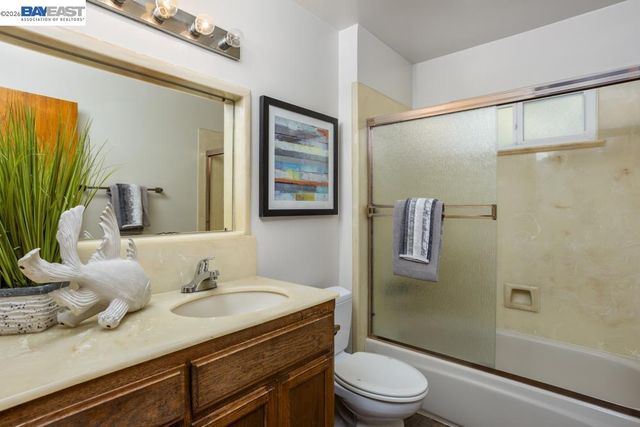 17774 Trenton Dr, Castro Valley, CA 94546