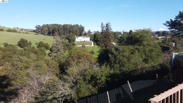 17774 Trenton Dr, Castro Valley, CA 94546