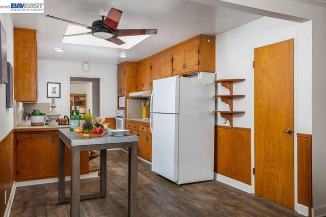 17774 Trenton Dr, Castro Valley, CA 94546