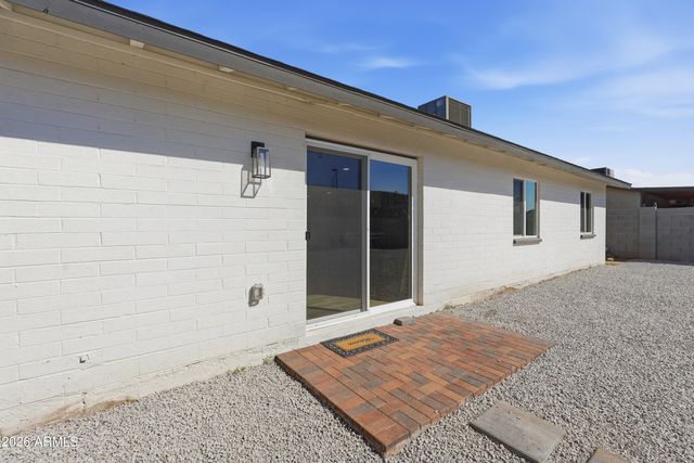 4929 W BERKELEY Road, Phoenix, AZ 85035