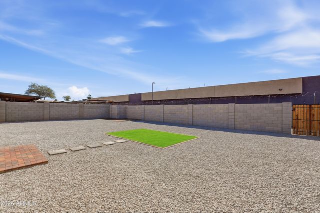 4929 W BERKELEY Road, Phoenix, AZ 85035