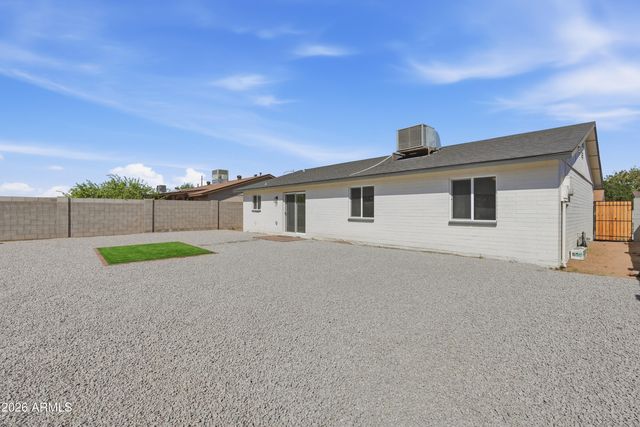 4929 W BERKELEY Road, Phoenix, AZ 85035