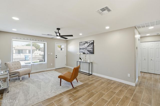 4929 W BERKELEY Road, Phoenix, AZ 85035