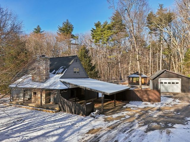 143 Hudson Rd, Stow, MA 01775