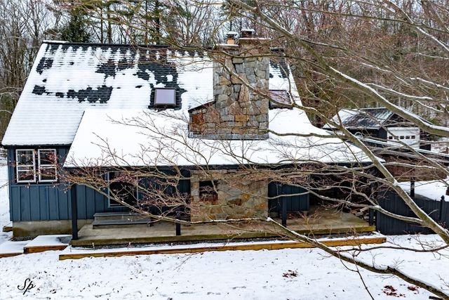 143 Hudson Rd, Stow, MA 01775