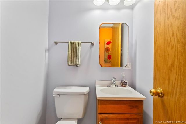 8305 S 85th Court, Hickory Hills, IL 60457