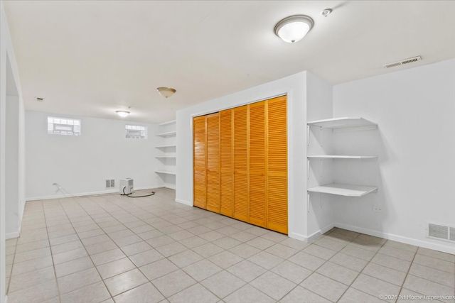 8305 S 85th Court, Hickory Hills, IL 60457