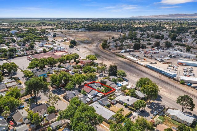 727 Taft Ave, Tracy, CA 95376