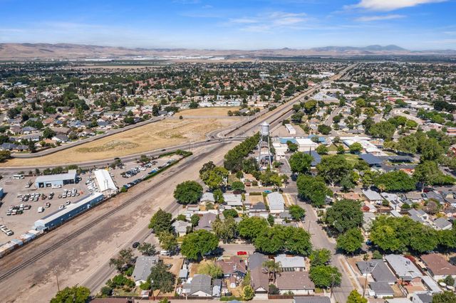 727 Taft Ave, Tracy, CA 95376