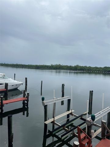 3300 N OCEAN Drive 2B, Hollywood, FL 33019