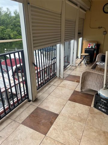 3300 N OCEAN Drive 2B, Hollywood, FL 33019