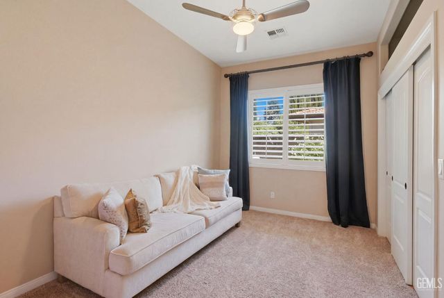 2206 Ribble Valley Drive, Bakersfield, CA 93311