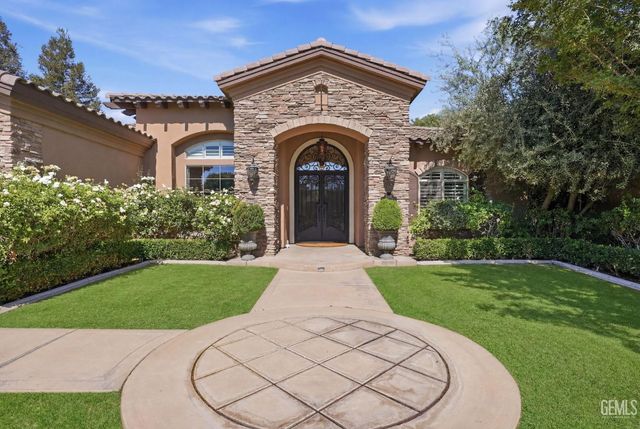 2206 Ribble Valley Drive, Bakersfield, CA 93311