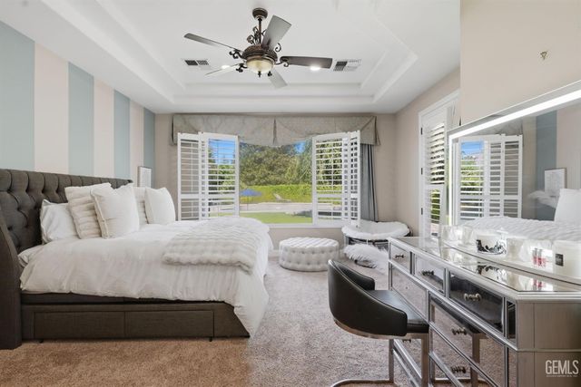 2206 Ribble Valley Drive, Bakersfield, CA 93311
