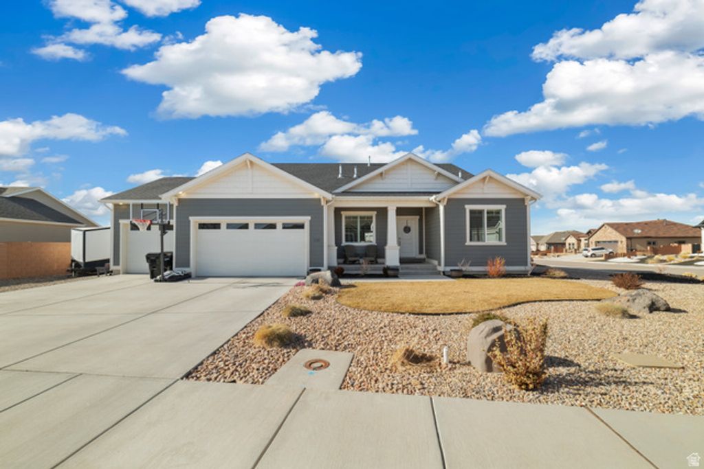 330 S SHERRATT DR, Cedar City, UT 84720