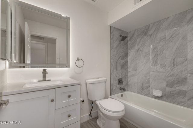 7103 W VOGEL Avenue, Peoria, AZ 85345