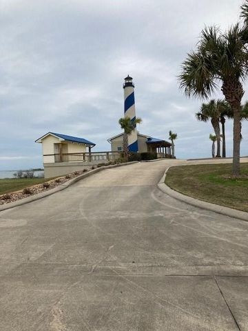 3150 Bay Park Drive, Palacios, TX 77465